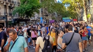 ABGRA: "Tapan con su violencia y su aparato represor la entrega de la Soberanía"