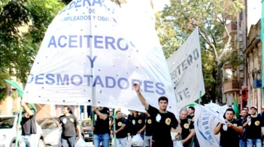 Aceiteros lanzaron huelga nacional tras represión a trabajadores de Explora