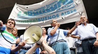 La Bancaria anunció paro en Santander, Galicia y Supervielle contra el cierre de sucursales