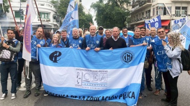 La CEA marchó junto a los jubilados al Congreso y anticipó "un paro total"