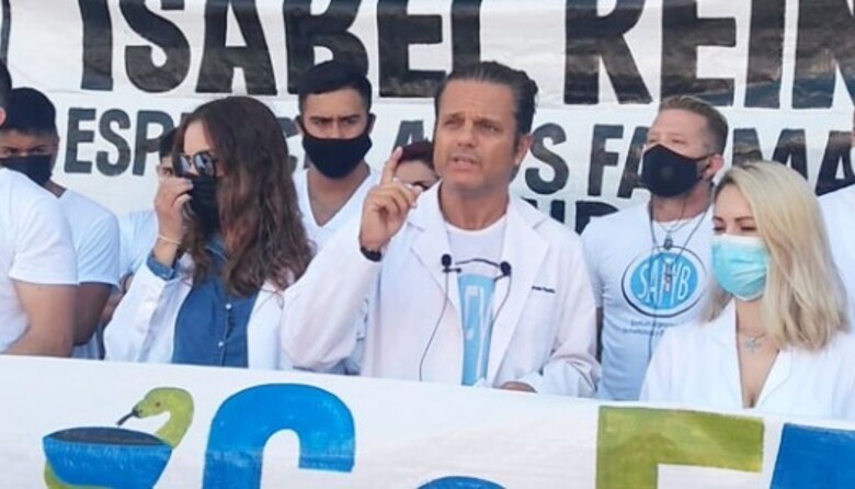 El Sindicato de Farmacéuticos y Bioquímicos se movilizó por incumplimientos y deudas de la cámara COFA