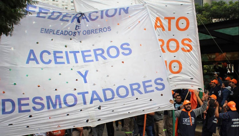 Aceiteros iniciaron Huelga Nacional Desmotadora por falta de respuestas salariales