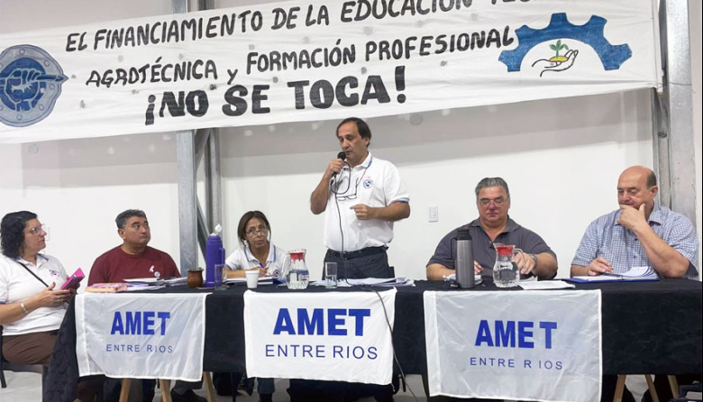 AMET Entre Ríos lanzó paro y movilización contra el desfinanciamiento de la educación técnica