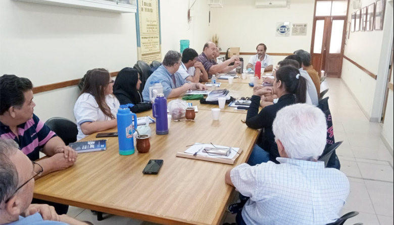 AMET Entre Ríos sostuvo que "el conflicto salarial continúa" y rechazó el intento de reforma jubilatoria