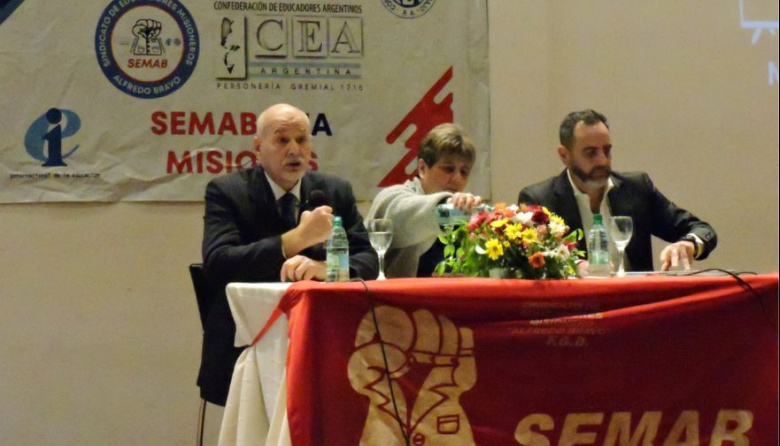 La CEA reafirmó la defensa de la educación pública y la libertad sindical