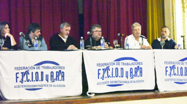 Aceiteros: "Si nos unimos no hay ningún gobierno que pueda quitarnos derechos"