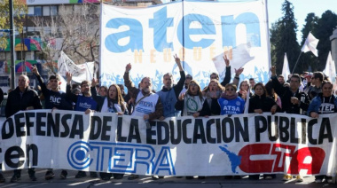 ATEN paró y se movilizó en Neuquén contra el desfinanciamiento educativo