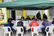 El SEF brindó una jornada solidaria con desayuno, almuerzo y atención médica